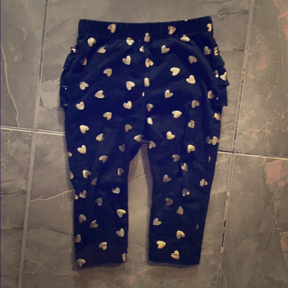 Baby girl black with gold hearts leggings